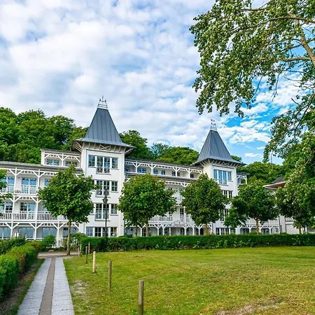 Seeschloss, App 20, Direkt An Der Strandpromenade, Toplage *