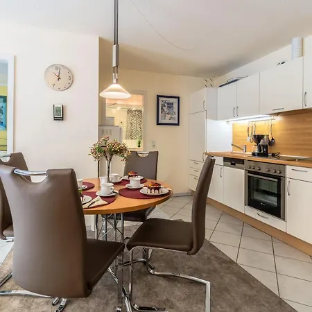 Appartement Seeschloss, App 20, Direkt An Der Strandpromenade, Toplage