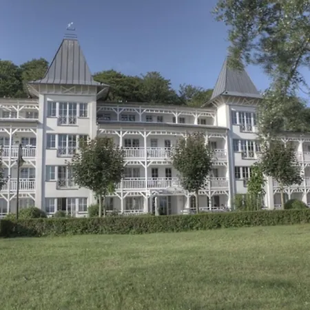Seeschloss, App 20, Direkt An Der Strandpromenade, Toplage Appartement *