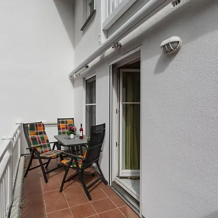 Seeschloss, App 20, Direkt An Der Strandpromenade, Toplage Binz